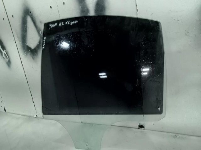 bontott VW PASSAT B5 Bal hátsó Ablak