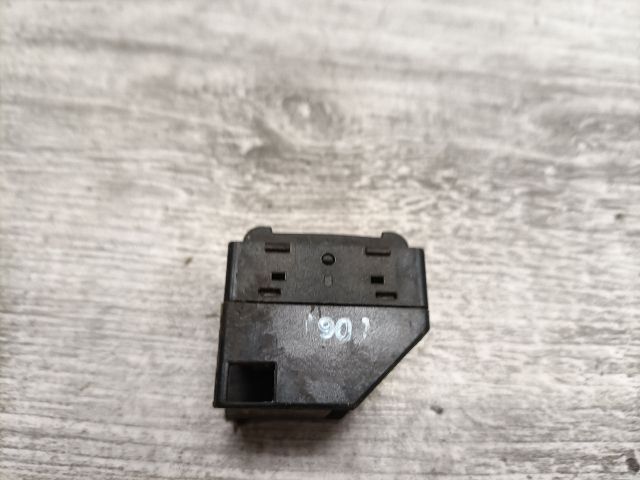 bontott VW PASSAT B5 Bal hátsó Ablakemelő Kapcsoló