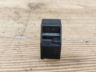 bontott VW PASSAT B5 Bal hátsó Ablakemelő Kapcsoló