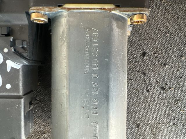 bontott VW PASSAT B5 Bal hátsó Ablakemelő Motor