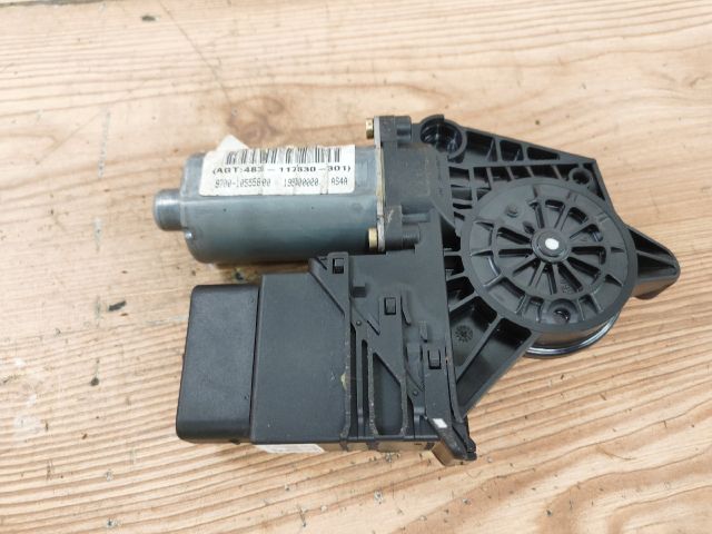 bontott VW PASSAT B5 Bal hátsó Ablakemelő Motor