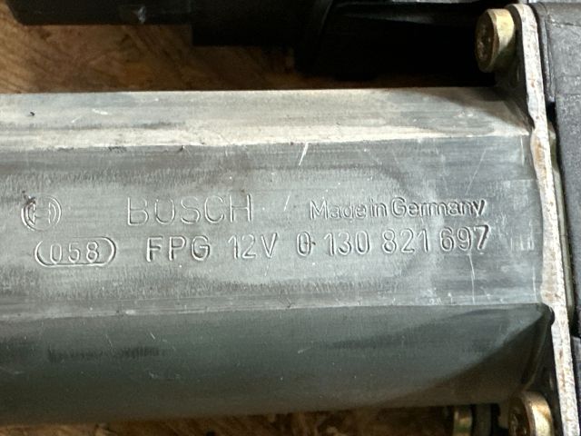 bontott VW PASSAT B5 Bal hátsó Ablakemelő Motor