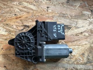 bontott VW PASSAT B5 Bal hátsó Ablakemelő Motor