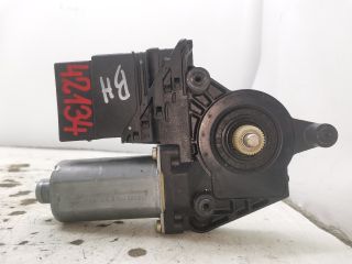 bontott VW PASSAT B5 Bal hátsó Ablakemelő Motor