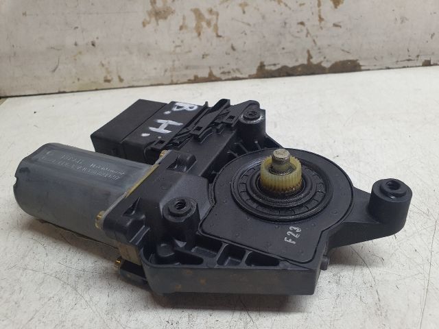 bontott VW PASSAT B5 Bal hátsó Ablakemelő Motor