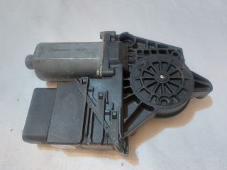 bontott VW PASSAT B5 Bal hátsó Ablakemelő Motor