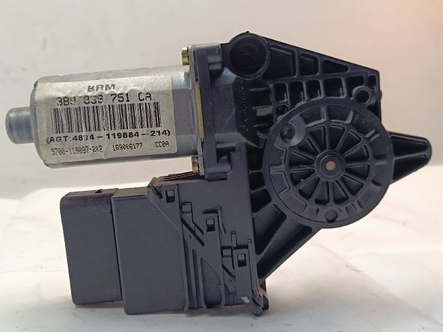 bontott VW PASSAT B5 Bal hátsó Ablakemelő Motor