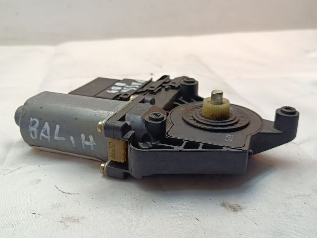 bontott VW PASSAT B5 Bal hátsó Ablakemelő Motor