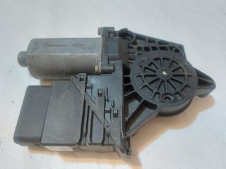 bontott VW PASSAT B5 Bal hátsó Ablakemelő Motor