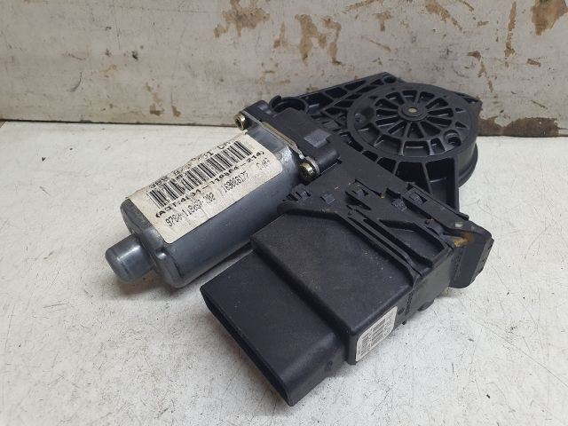bontott VW PASSAT B5 Bal hátsó Ablakemelő Motor