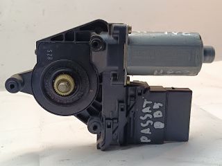 bontott VW PASSAT B5 Bal hátsó Ablakemelő Motor