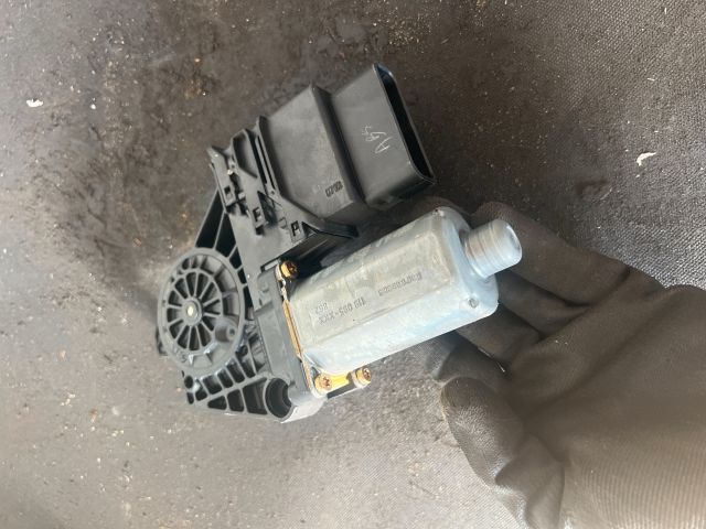 bontott VW PASSAT B5 Bal hátsó Ablakemelő Motor