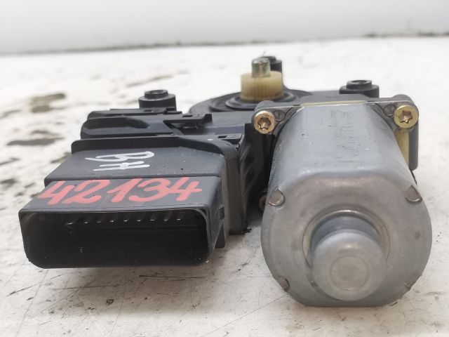 bontott VW PASSAT B5 Bal hátsó Ablakemelő Motor