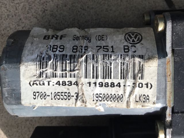 bontott VW PASSAT B5 Bal hátsó Ablakemelő Motor