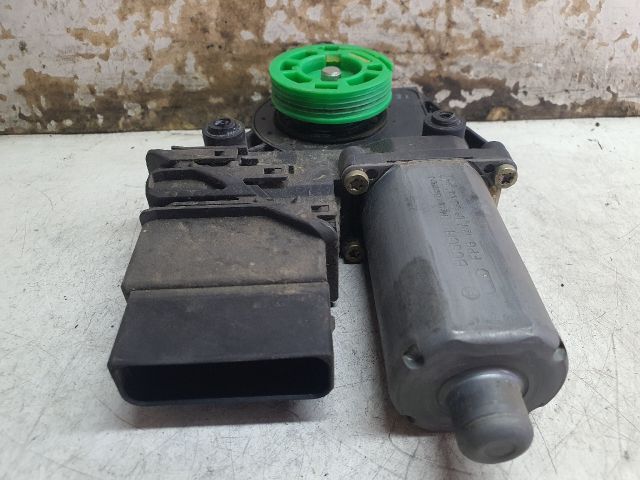 bontott VW PASSAT B5 Bal hátsó Ablakemelő Motor