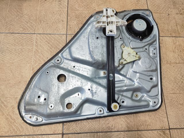 bontott VW PASSAT B5 Bal hátsó Ablakemelő Szerkezet (Elektromos)
