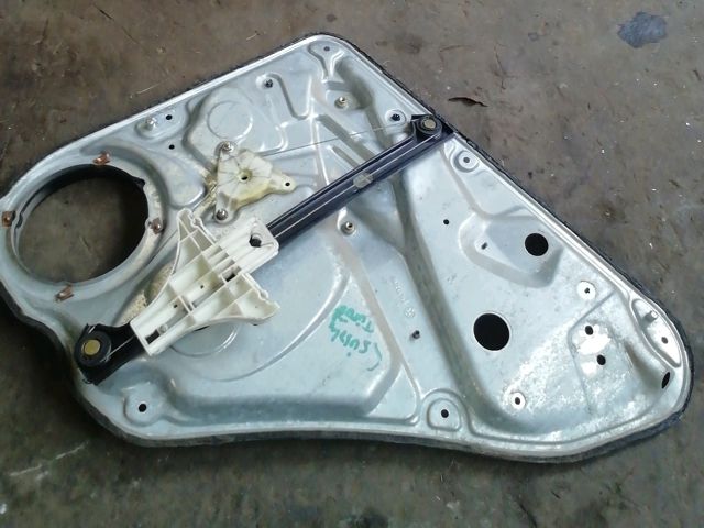 bontott VW PASSAT B5 Bal hátsó Ablakemelő Szerkezet (Elektromos)