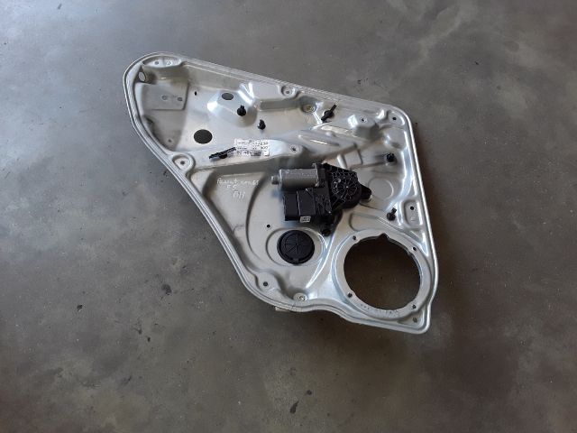 bontott VW PASSAT B5 Bal hátsó Ablakemelő Szerkezet (Elektromos)