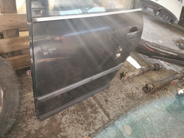 bontott VW PASSAT B5 Bal hátsó Ajtó (Részeivel)