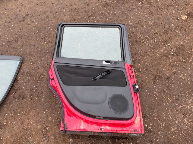 bontott VW PASSAT B5 Bal hátsó Ajtó (Üres lemez)