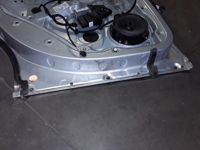 bontott VW PASSAT B5 Bal hátsó Ajtó (Üres lemez)