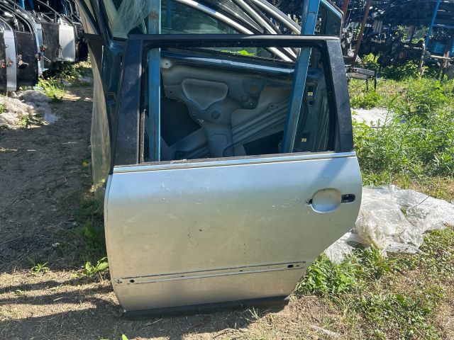 bontott VW PASSAT B5 Bal hátsó Ajtó (Üres lemez)