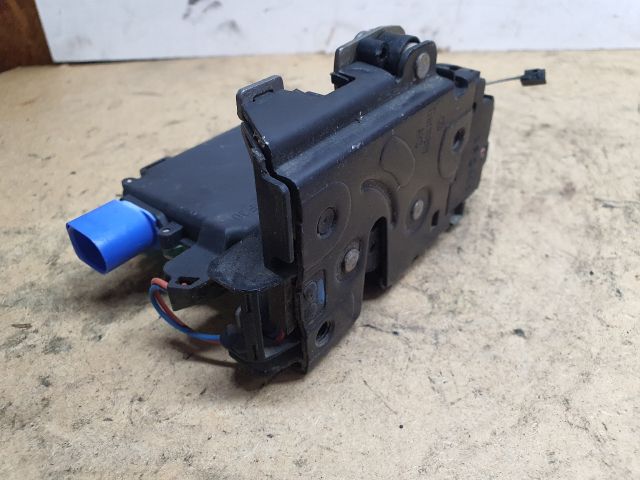 bontott VW PASSAT B5 Bal hátsó Ajtózár