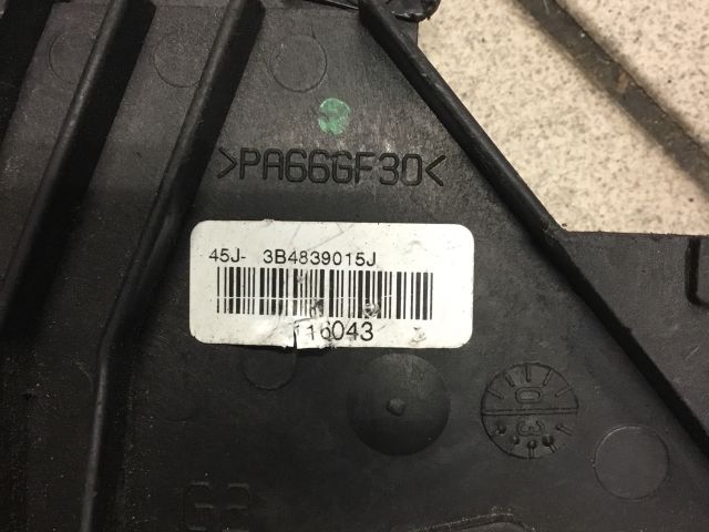 bontott VW PASSAT B5 Bal hátsó Ajtózár