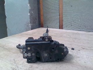 bontott VW PASSAT B5 Bal hátsó Ajtózár