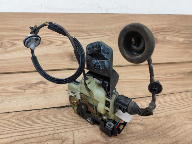 bontott VW PASSAT B5 Bal hátsó Ajtózár