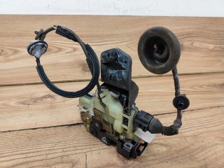 bontott VW PASSAT B5 Bal hátsó Ajtózár