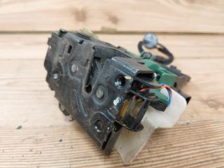 bontott VW PASSAT B5 Bal hátsó Ajtózár