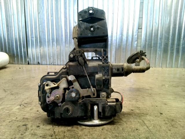 bontott VW PASSAT B5 Bal hátsó Ajtózár