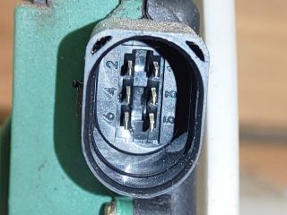 bontott VW PASSAT B5 Bal hátsó Ajtózár