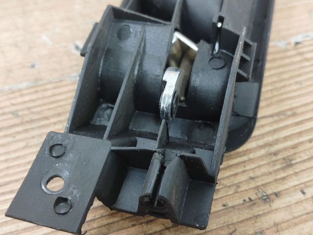 bontott VW PASSAT B5 Bal hátsó Belső Kilincs