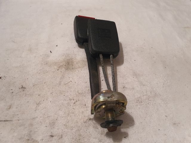 bontott VW PASSAT B5 Bal hátsó Biztonsági Öv Csat