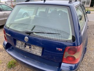 bontott VW PASSAT B5 Bal hátsó Dobbetét (Kerékjárati, Műanyag)