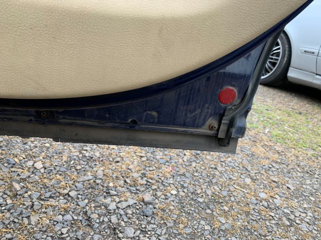 bontott VW PASSAT B5 Bal hátsó Dobbetét (Kerékjárati, Műanyag)