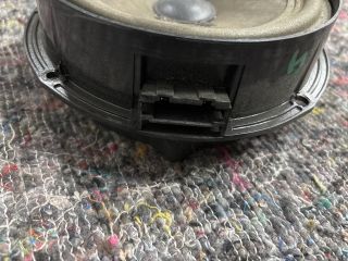 bontott VW PASSAT B5 Bal hátsó Hangszóró