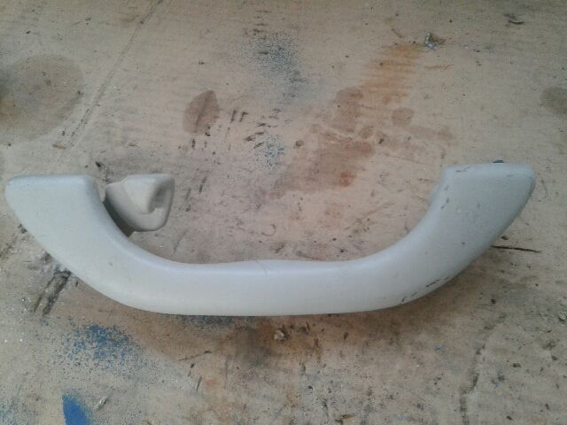 bontott VW PASSAT B5 Bal hátsó Kapaszkodó (Felső)