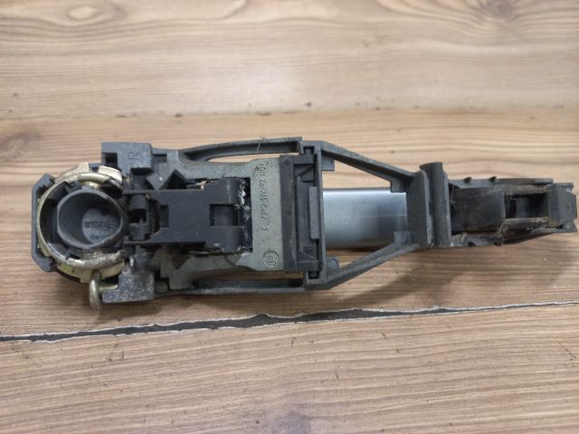 bontott VW PASSAT B5 Bal hátsó Külső Kilincs