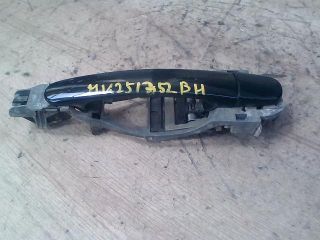 bontott VW PASSAT B5 Bal hátsó Külső Kilincs