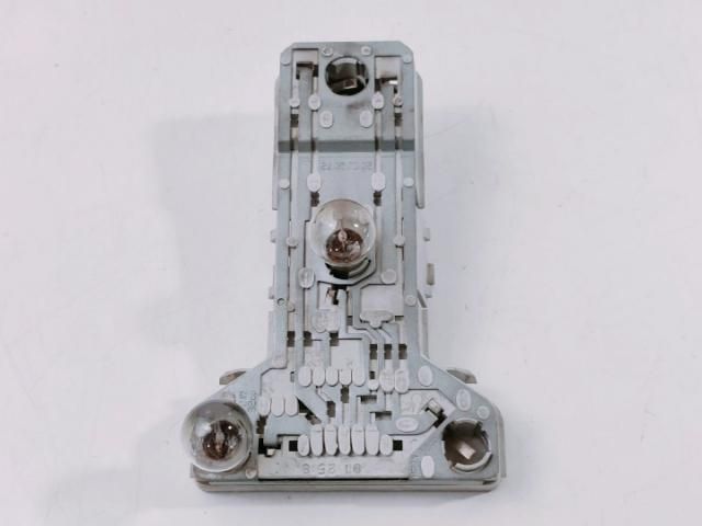 bontott VW PASSAT B5 Bal Hátsó Lámpa Foglalat