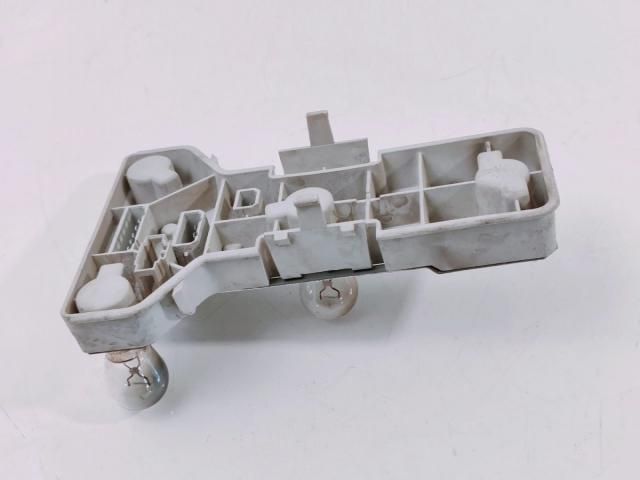 bontott VW PASSAT B5 Bal Hátsó Lámpa Foglalat