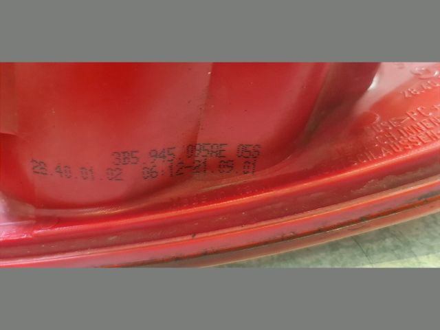 bontott VW PASSAT B5 Bal Hátsó Lámpa