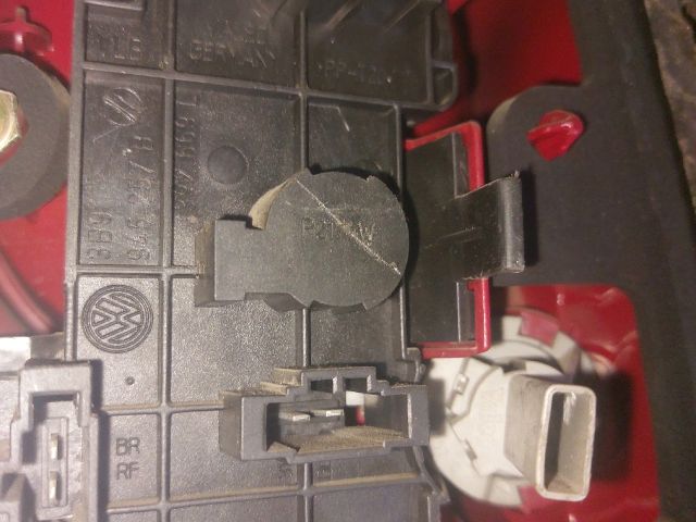 bontott VW PASSAT B5 Bal Hátsó Lámpa