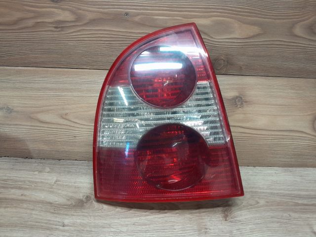 bontott VW PASSAT B5 Bal Hátsó Lámpa