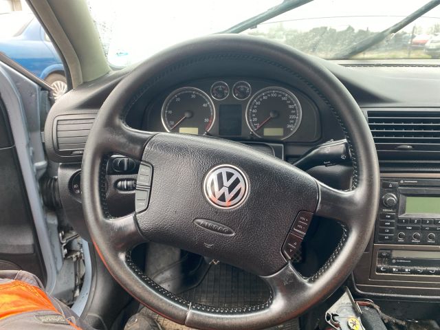 bontott VW PASSAT B5 Bal Hátsó Lámpa