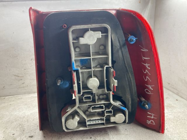 bontott VW PASSAT B5 Bal Hátsó Lámpa