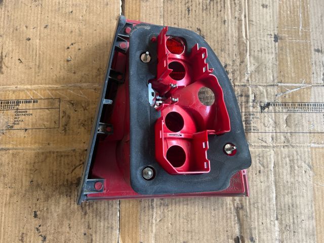 bontott VW PASSAT B5 Bal Hátsó Lámpa